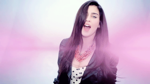 laurenjauregifs: It killed me but I survived, and now I’m coming alive.