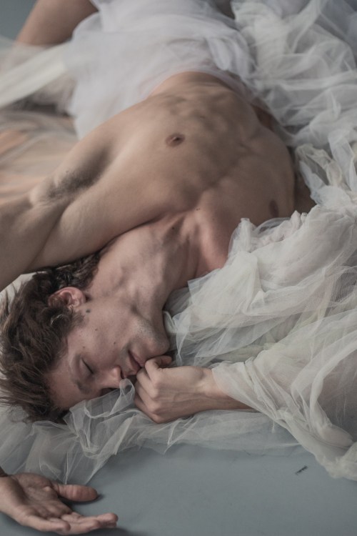 tenderness of mennew masculiityFlorian Pohl  by Pascal Schmidtexclusive for The Flow House