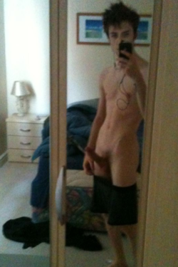 realdudesnaked:   Follow Real Dudes Naked to see more hot amateur guys!!!  