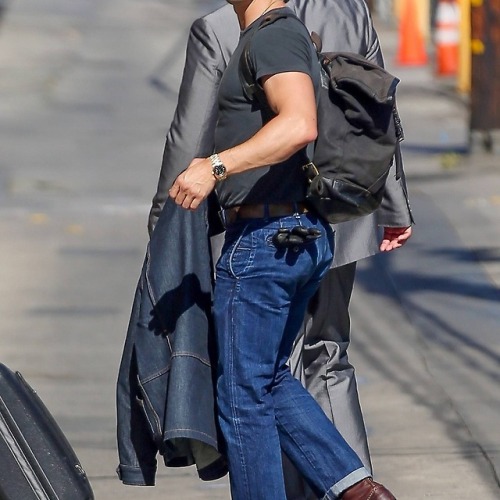 lamarworld1: Milo Ventimiglia bulge &amp; booty