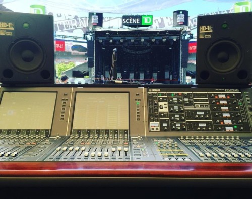 <p>Sound check complete! @francescoyates @festivaljazzmtl #yamahapm10 #montrealjazzfest #soundgirl #foh #ohbaby (at Festival International de Jazz de Montréal)</p>
