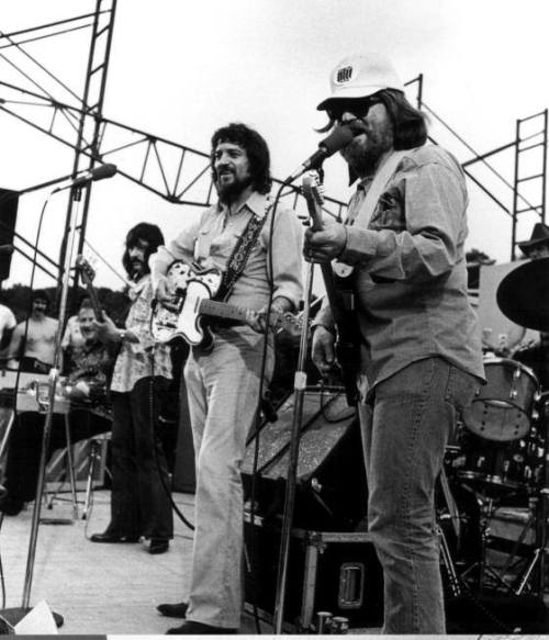 shopmidnightrider:  Waylon Jennings & Willie Nelson at the Bull Creek Party Barn in Austin,Texas , 1975 