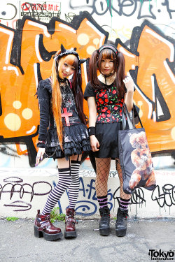 Tokyo-Fashion:  Ringo (17) And Kurousagi (16) On The Street In Harajuku With Twin