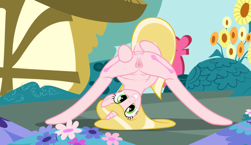 askbubblegumkiss:  Here’s a quick spread for you all! Really I can stretch much