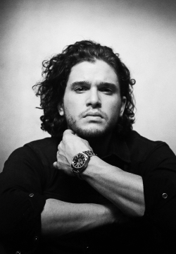 amarling:  Kit Harington, Daily Telegraph