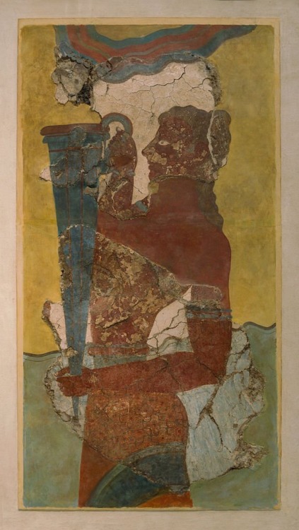 @shiningjasmin The “Cup bearer”, fresco from Knossos. 2000 BC. Archaeological Museum of 