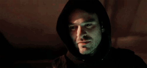 avengingdefenders:(｡♥‿♥｡)      (╯3╰)