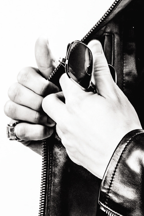 Mr Alex David Turner - The Hands