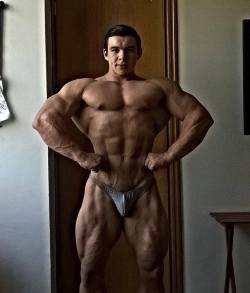 muscletale:  Supergorgeous David Higuera