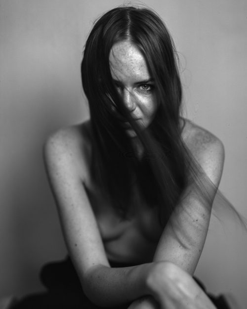 thisisrosetta:    First image from my photo shoot with Ola Billmont yesterday. Shot with a large format camera, 8x10.     (thisisrosetta.tumblr.com)    ☆彡