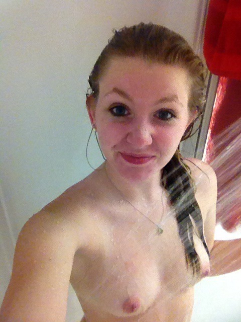 deweysgirl:  I really like this photo what do you guys think sorry for posting so many shower ones 