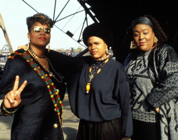 flyandfamousblackgirls:  Queen Latifah, Monie Love &amp; Miss Melodie (1989)     