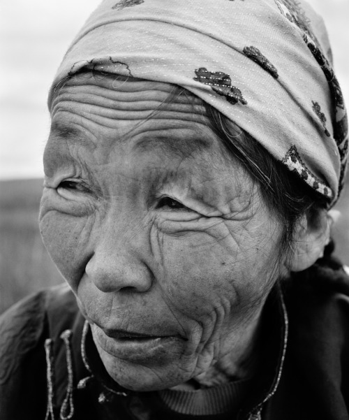 Jeroen Toirkens: Nomad&rsquo;s Life: Mongolia - the Dukha and the Khaikh. The Dukha (photo 1-8) are 