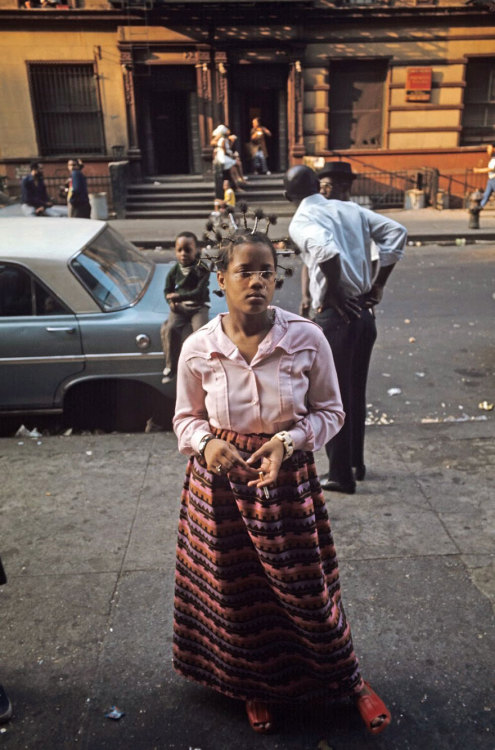 thedaymarecollection:Life in 1970s Harlem - Photographs by Jack Garofalo