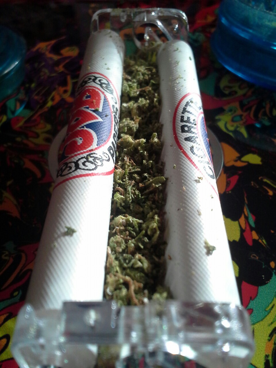 princesssquibby:  Cigarette rollers are the tits. 