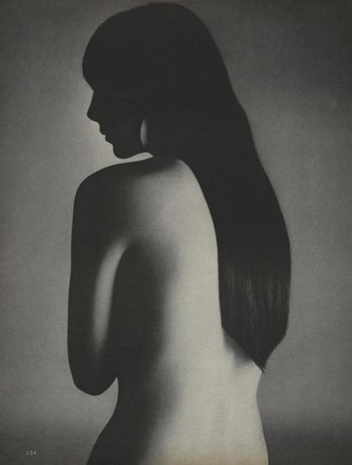 Richard Avedon - Cher (Vogue 1966)