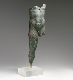 hismarmorealcalm:  Greek Bronze statuette