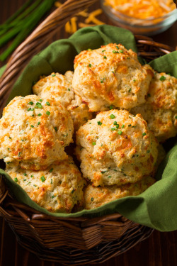 food–archives:  cheddar chive drop biscuits.