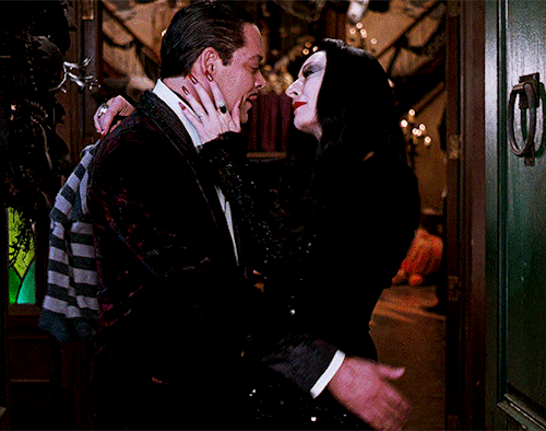 @pscentral Event 04: Love Morticia & Gomez Addams | The Addams Family