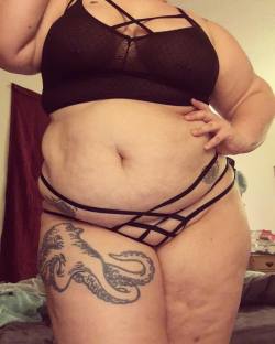 marleythefetishmodel:Strappy 😍😍 love love these barley there panties ☠️🌙 #lingerieaddict #thickgirl #fatbabe #bopo #lingerie #bbw #thickthighs #cutefacechubbywaist #curvygirl #curvesfordays #thickness #strappylingerie #panties