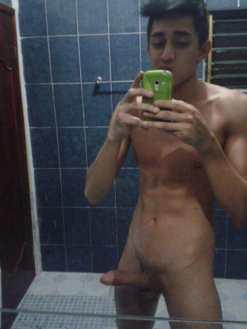 mexicanitoshot:  Mexicanito hot