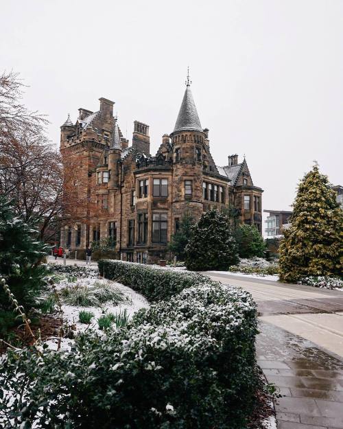 legendary-scholar:  University of Edinburgh, Scotland, Pollock hall.