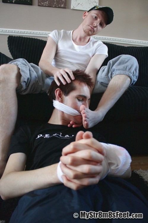 ryansfeetfun:  Here’s Kane dominating me, porn pictures