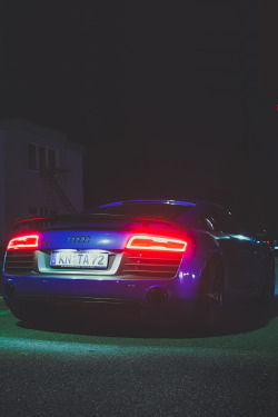 supercars-photography:    Audi R8 LMX   Via  😍