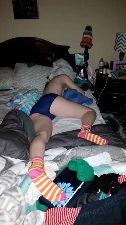 genobabyyeah: Sleeping beauty!