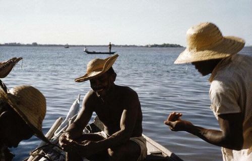 cultureartsociety:Fishermen on a boat in #Bahia, #Brazil, 1958 | © of Rene Burri #Cultureartsoc