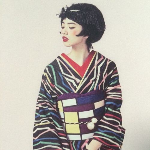 taishou-kun:  Komatsu Nana 小松菜奈 for Kimono hime キモノ姫 magazine N°12 - Shodensha Mook - November 2014