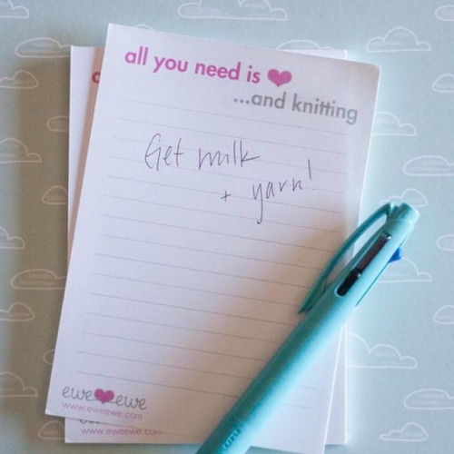 All you need is love and knitting quotepads Click link on photo! #Knitting #yarn #makersgonnamake #k