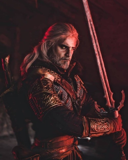 Cosplay: @taryn_cosplay . . . . . . . #Ведьмак #Ведьмак3 #TheWitcher #thewitcher3 #thewitcher3wildhu