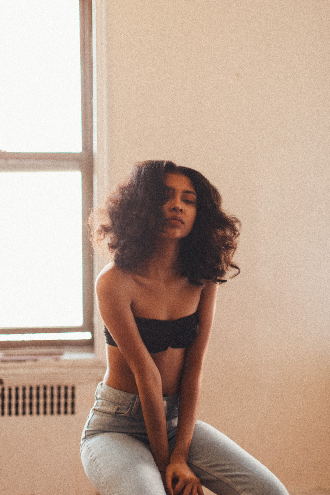 mrcheyl:  @Jadasabrina at my apartment by @MrCheylJada’s Set