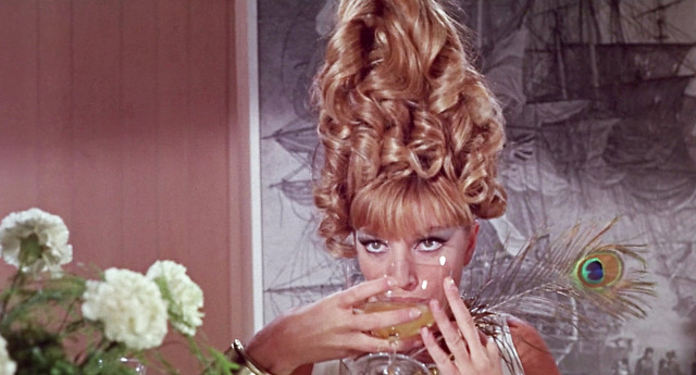 Monica Vitti in Modesty Blaise (Joseph Losey - 1966)