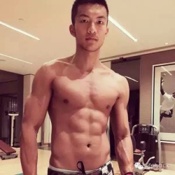 Viva!Asian hunks!