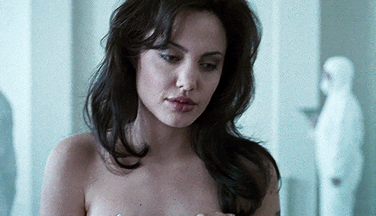 𝔧𝔲𝔰𝔱 𝔶𝔬𝔲 — Angelina Jolie in Gia (1998)