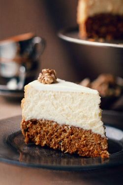 craving-nomz:  Carrot Cheesecake