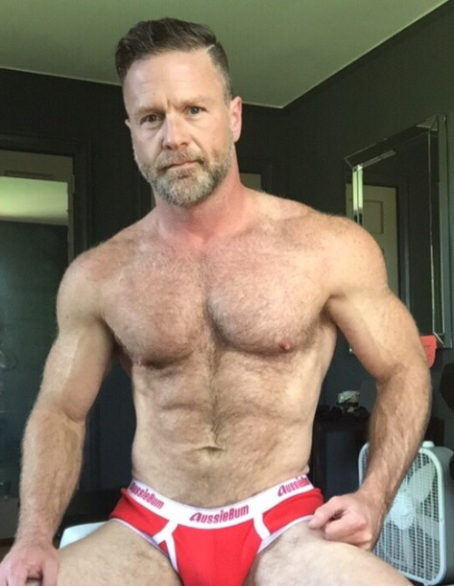 Muscle Bears And Dads For All adult photos