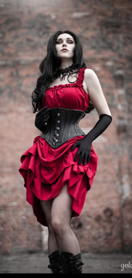 addictedtopinupncorsets:Waist 😈😈😈