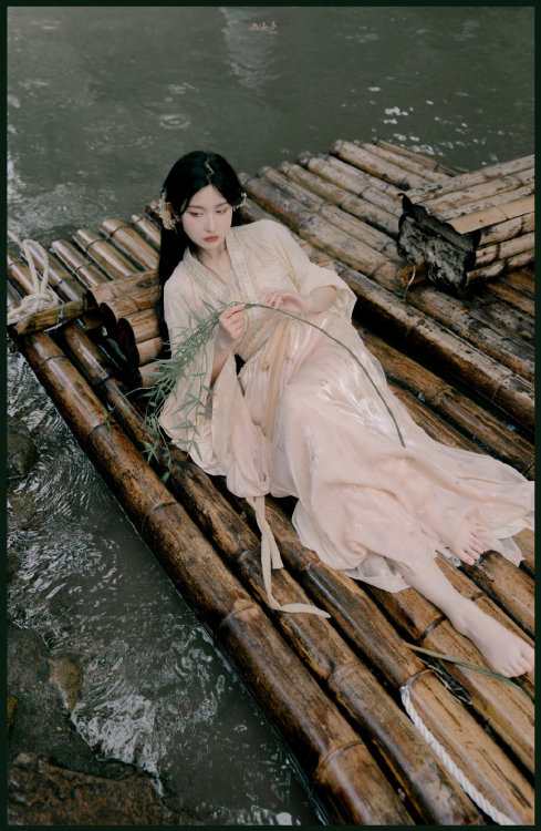 hanfugallery:chinese hanfu by 无妄亭