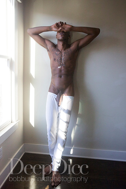 dominicanblackboy:  A hot moment against the wall with sexy  cute ass Deep Dicc and