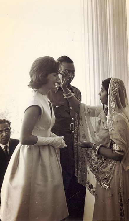 Jackie Kennedy in India - 1962