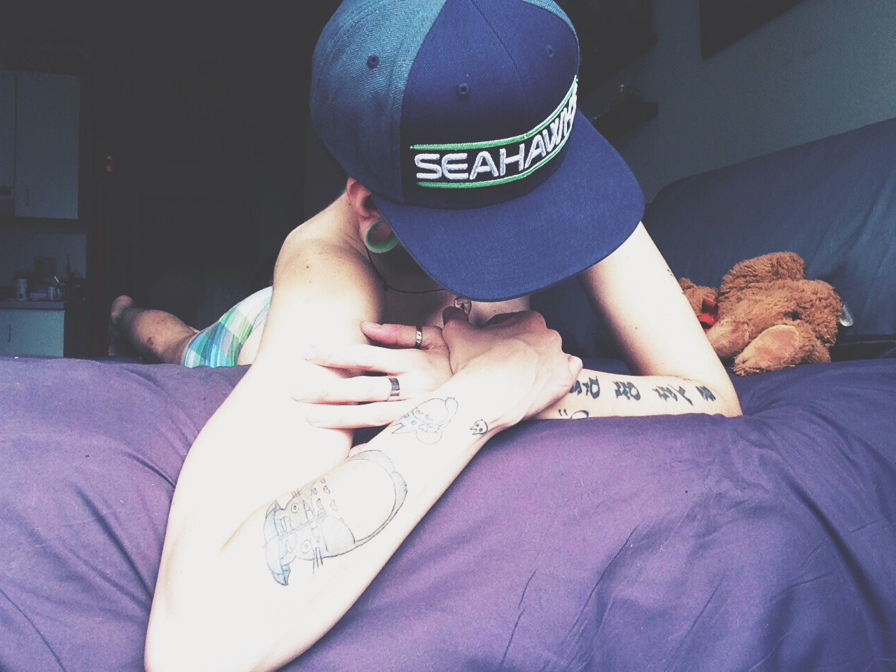 transexy:  seattlebreather:  Constant state of undress.  Hottie.
