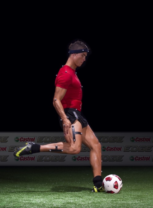 Cristiano Ronaldo adult photos