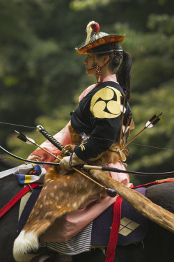 chinoiserie-mademoiselle:Yabusame – Horse Archery at Meiji