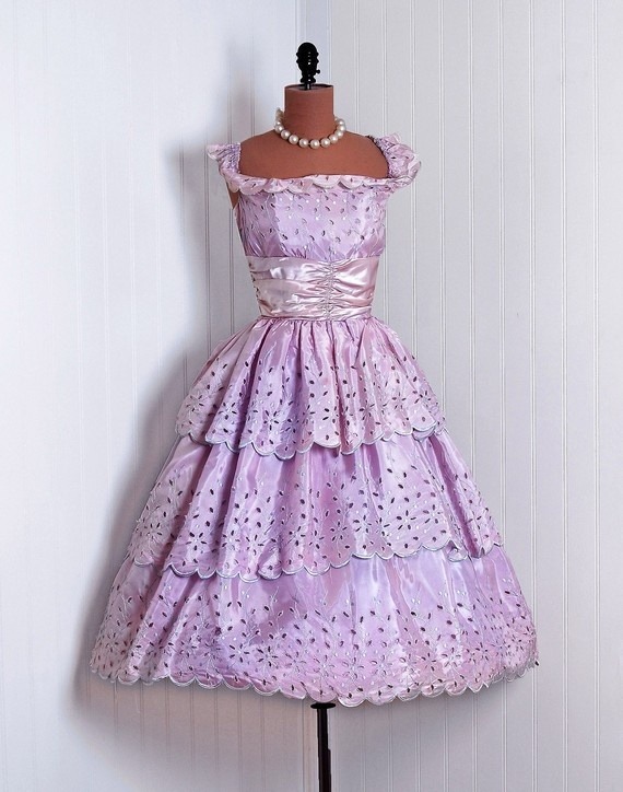 retro-girl811:  Color of the Day-Saturday-Purple 