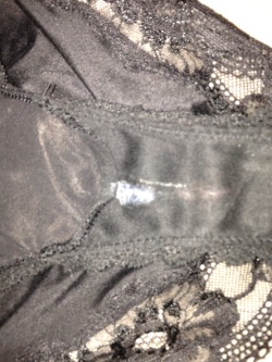 FletchBeast submitted: Wife’s panties after