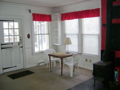 $77,244/7 brBerlin, NYreally feeling ugly haunted 1800s houses latelybuilt in 1840