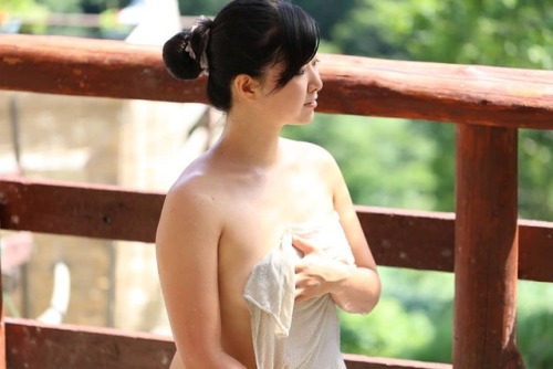 おはよう⛄ 今日も一日 自分らしくいられる 素敵な一日にしよう ・ #しずかちゃん #japanesegirl #溫泉 #hotsprings #sexy #セクシー #混浴温泉巡り #混浴 #ฮอต